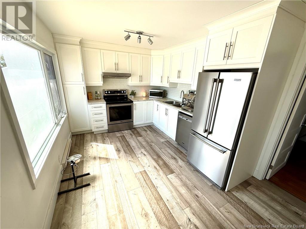 Photo 19 of 108 Rue Des Erables, Saintleolin NB