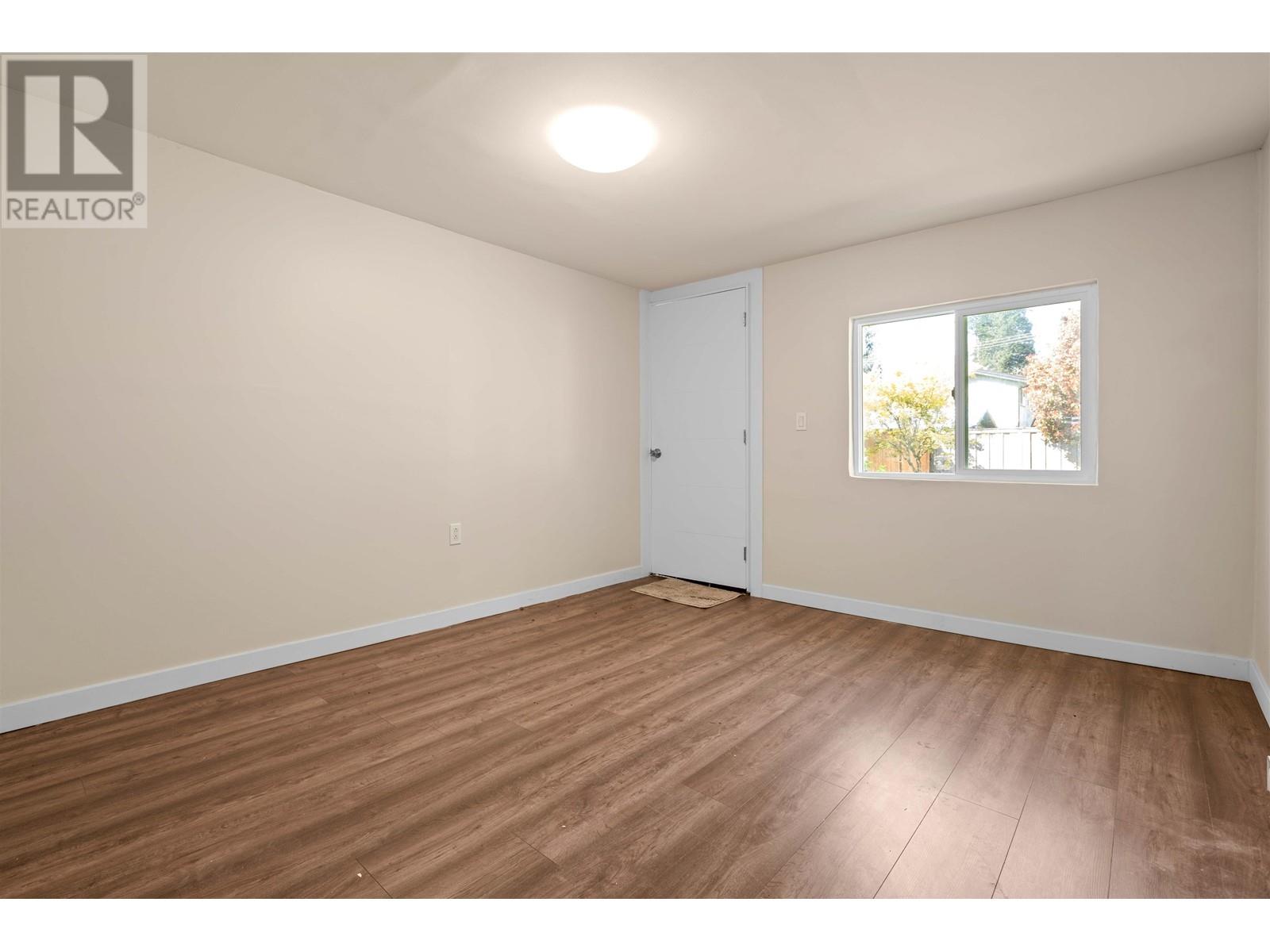 Photo 11 of 12171 221 Street, Maple Ridge BC