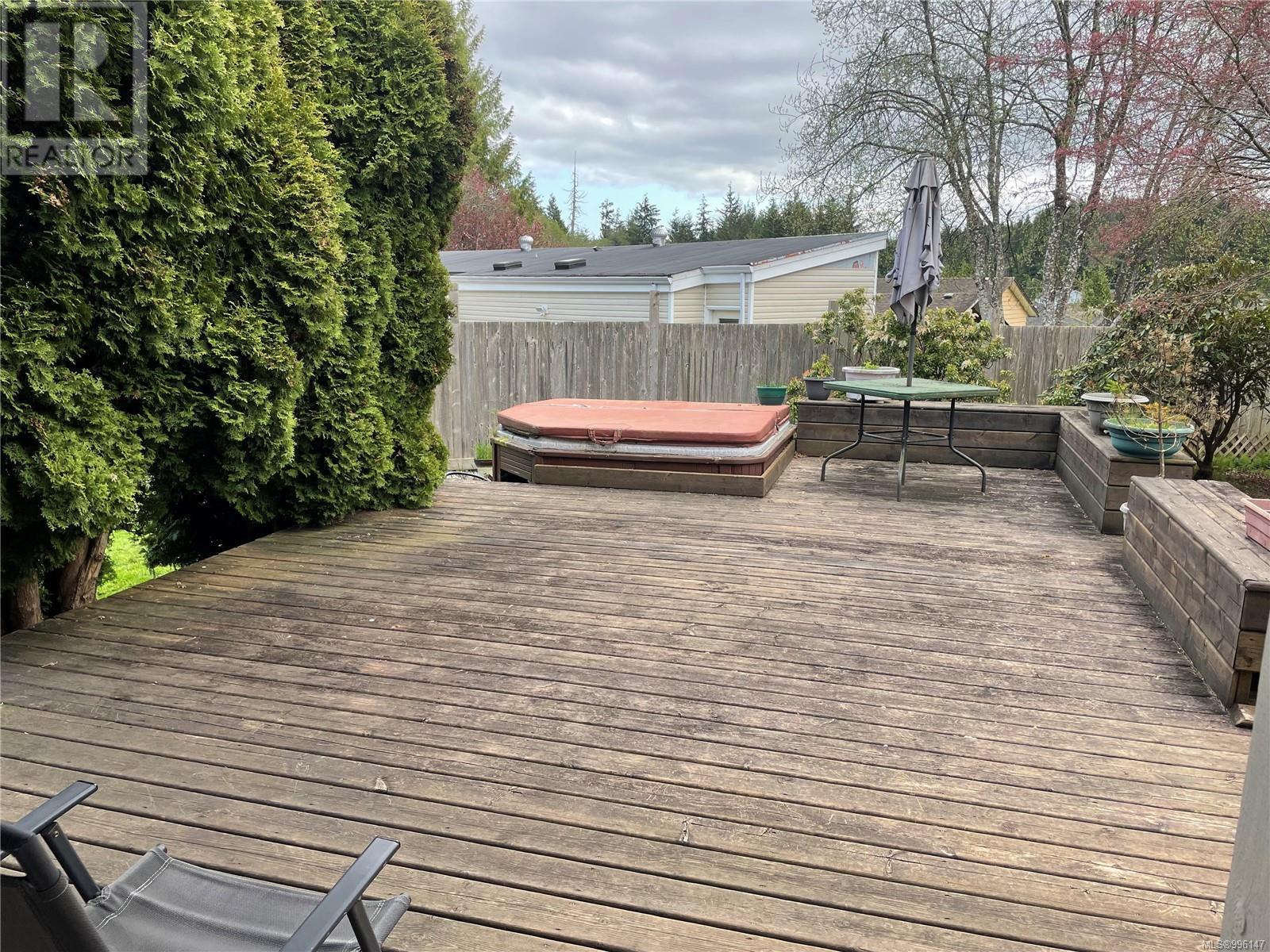 9489 Scott St, Port Hardy
