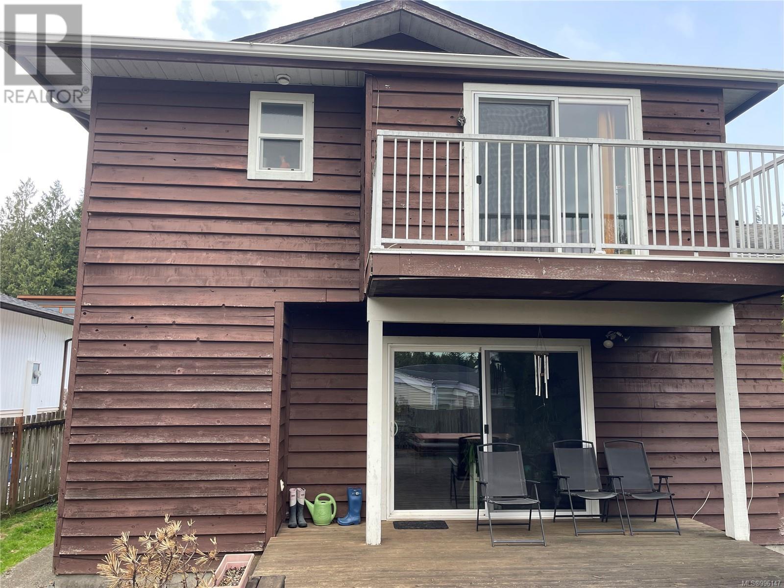 9489 Scott St, Port Hardy