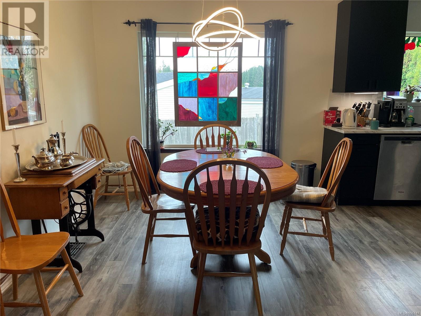9489 Scott St, Port Hardy