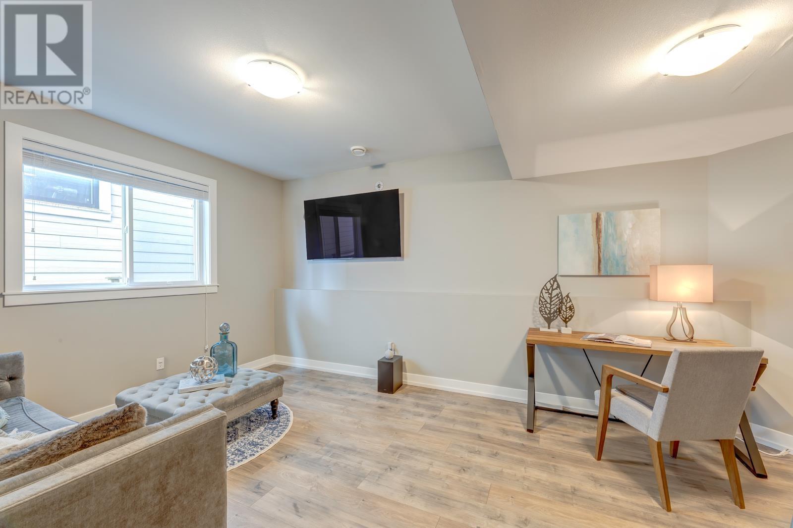 Photo 29 of 1438 Strawline Hill Street, Coquitlam BC