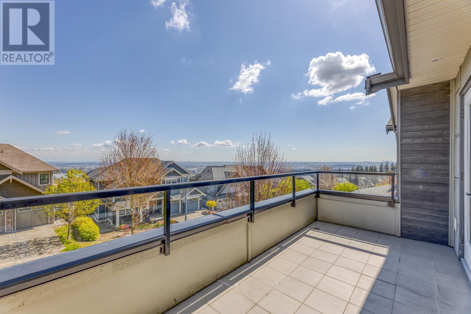 Photo 21 of 1438 Strawline Hill Street, Coquitlam BC