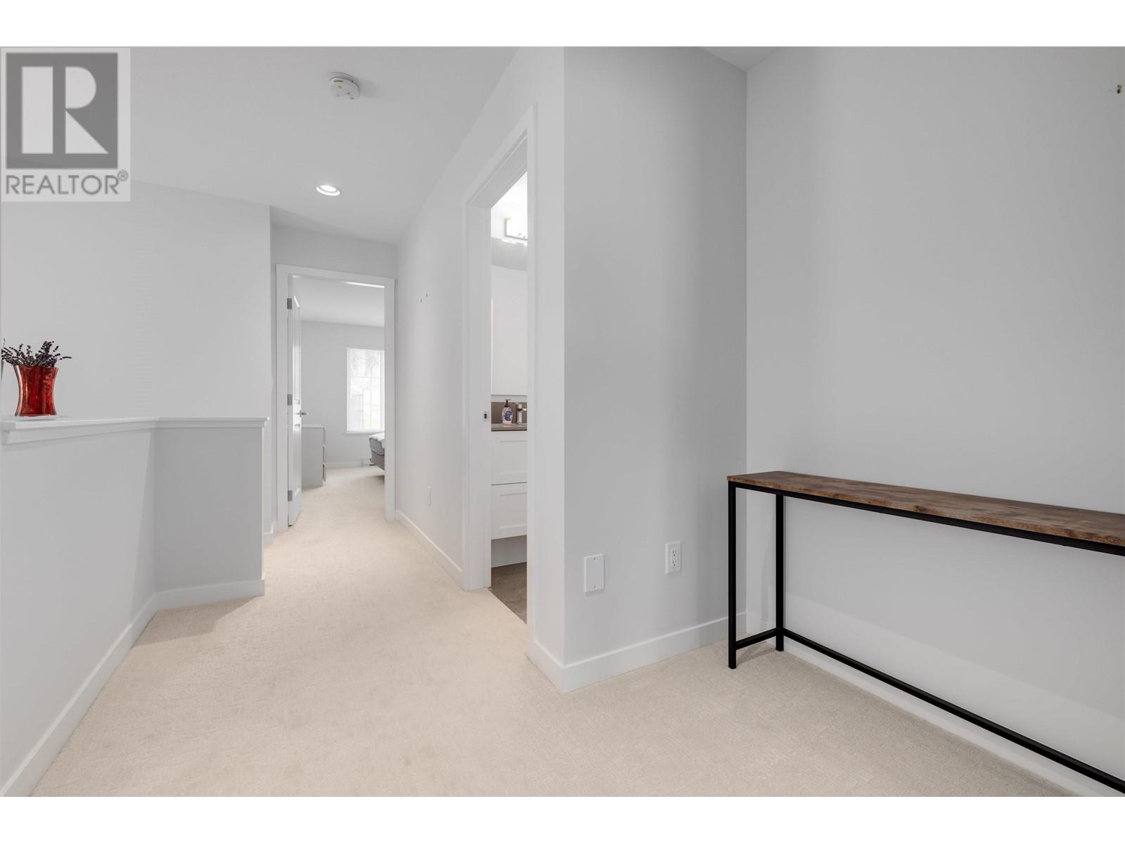 Photo 13 of 6 3306 Princeton Avenue, Coquitlam BC