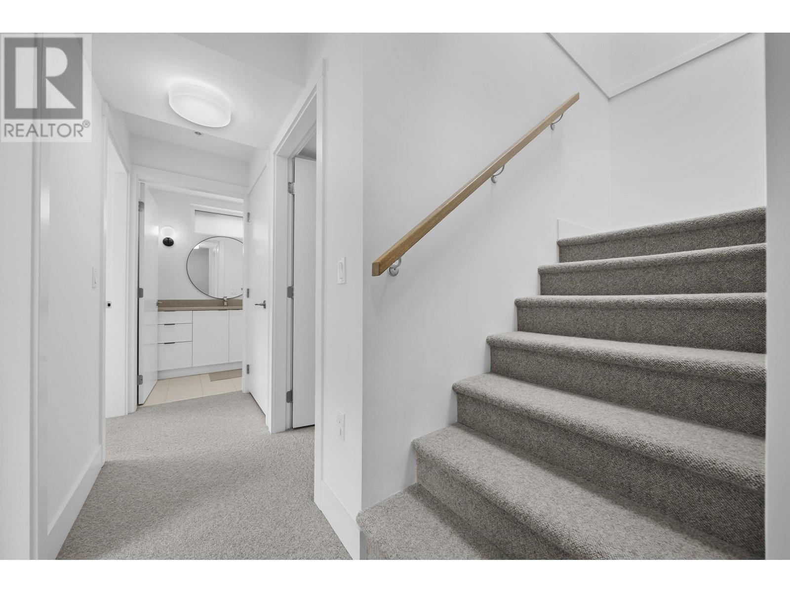 6816 OAK STREET, Vancouver real estate listing R2993027
