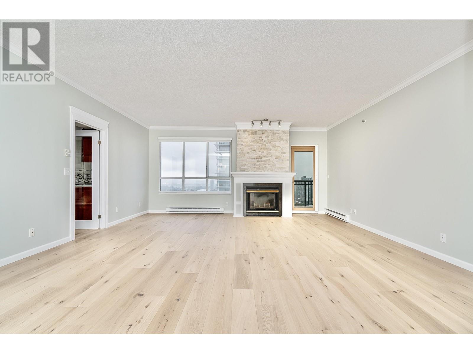 2001 555 AUSTIN AVENUE, Coquitlam