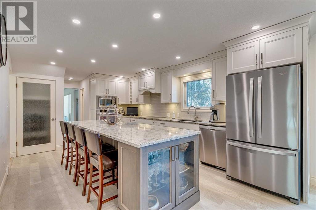 Single Family House for Sale in  Lake Topaz Crescent SE Lake Bonavista Calgary 
