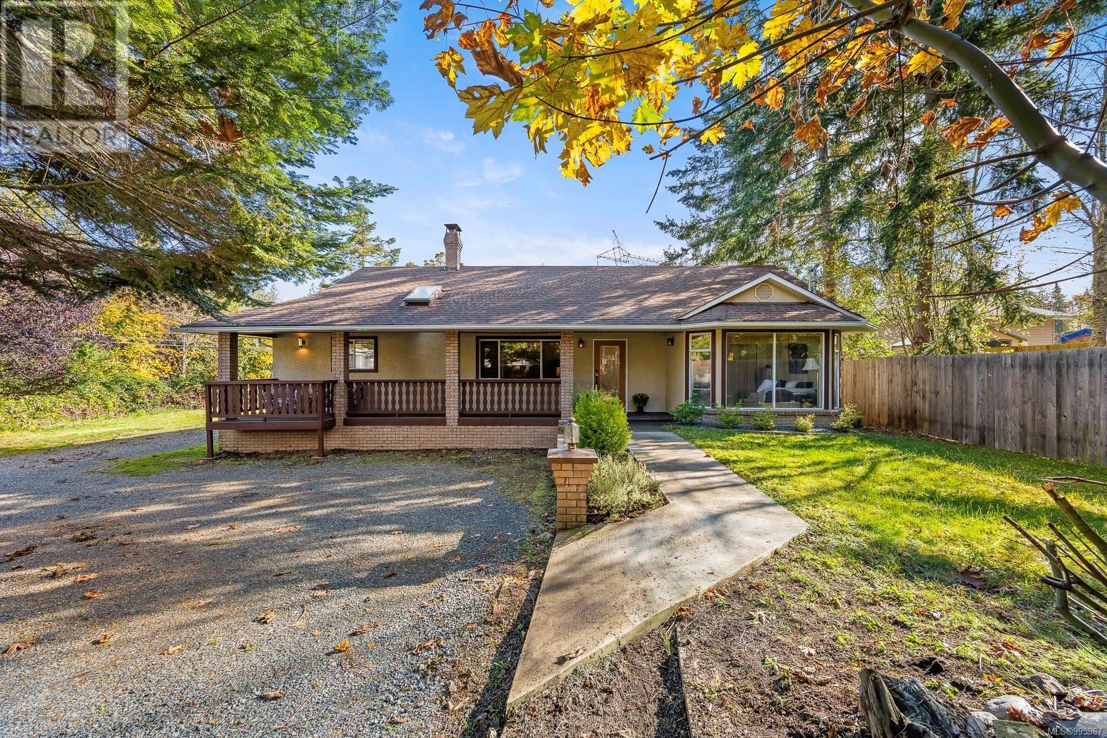 65 Islewood Dr, Bowser