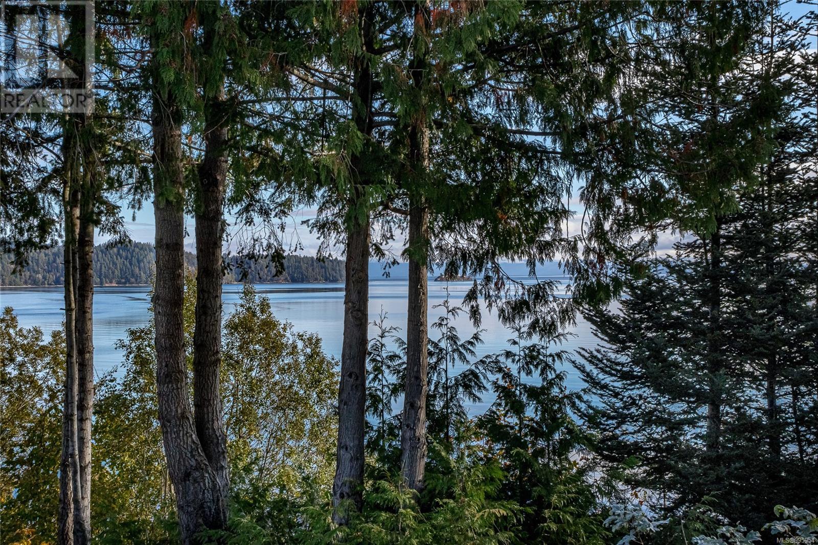 Photo 45 of 5315 Gainsberg Rd, Bowser BC