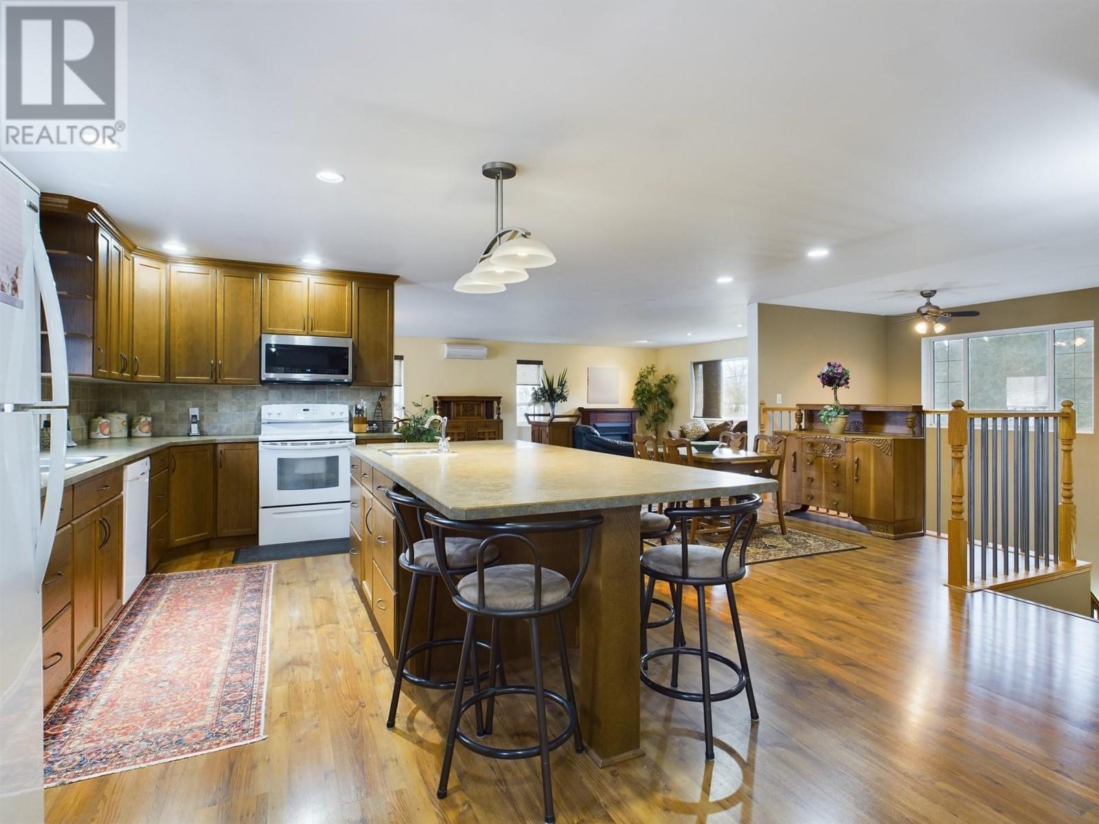 238 Park Rill Road, Oliver