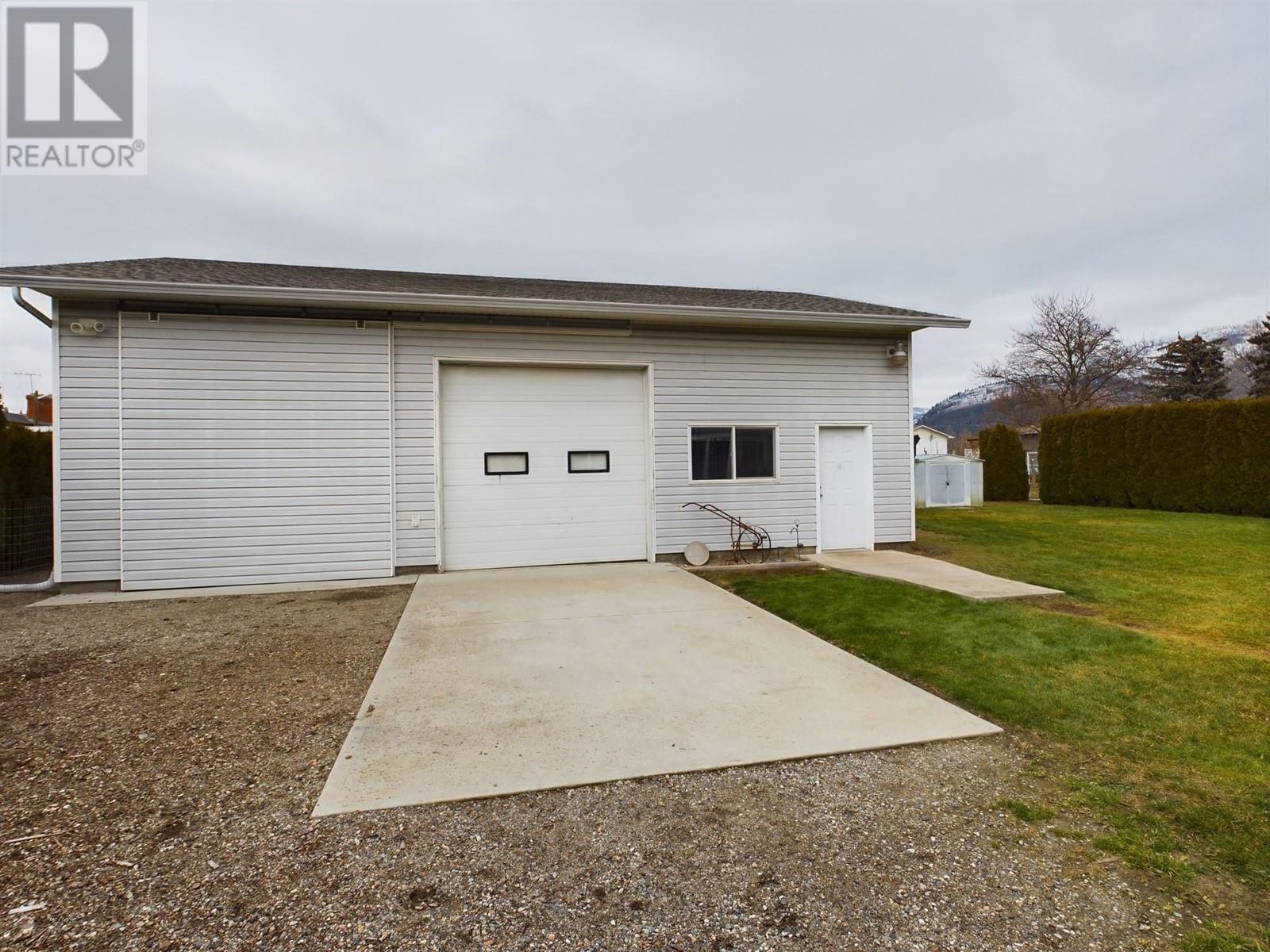 238 Park Rill Road, Oliver