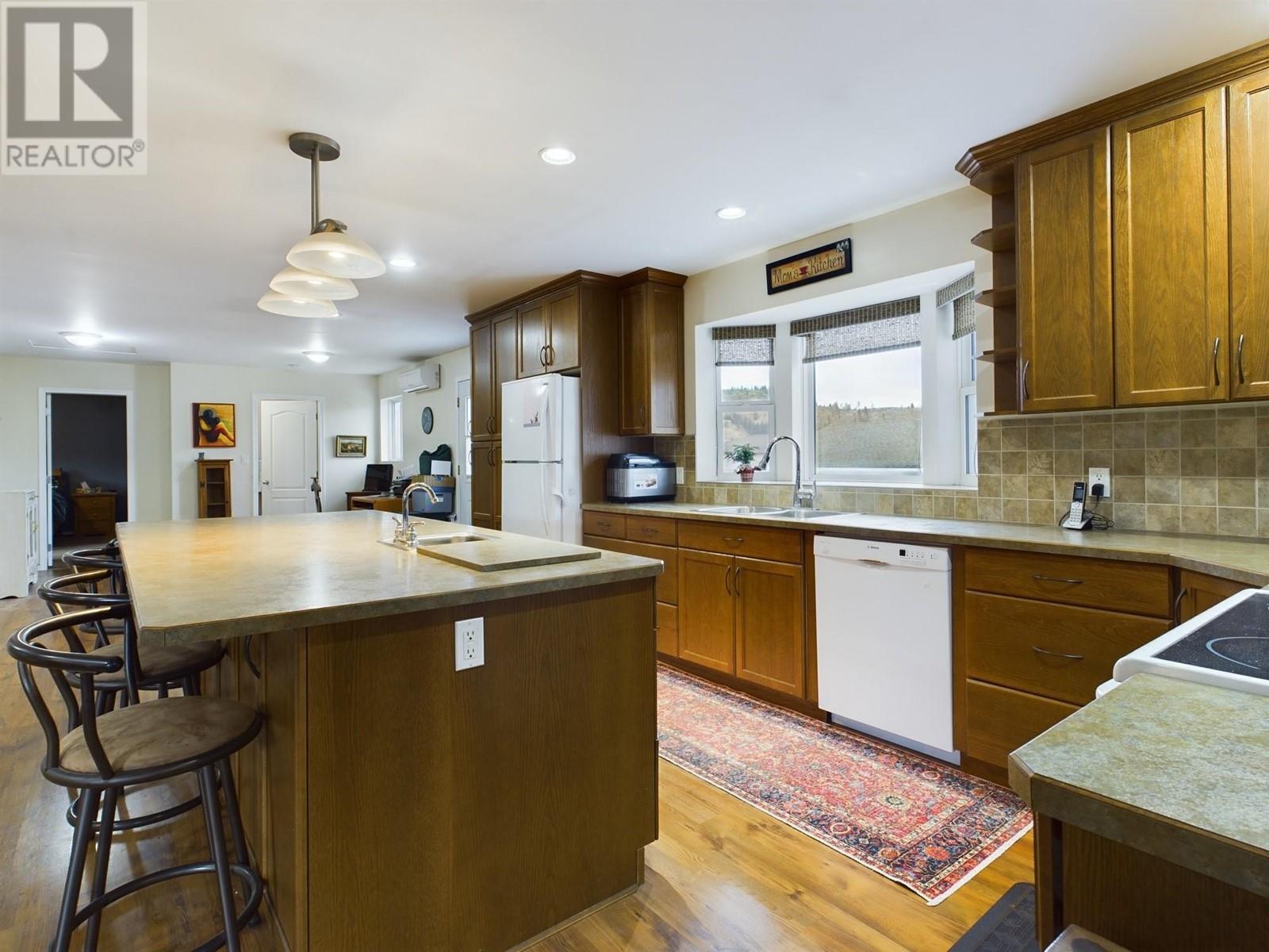 238 Park Rill Road, Oliver