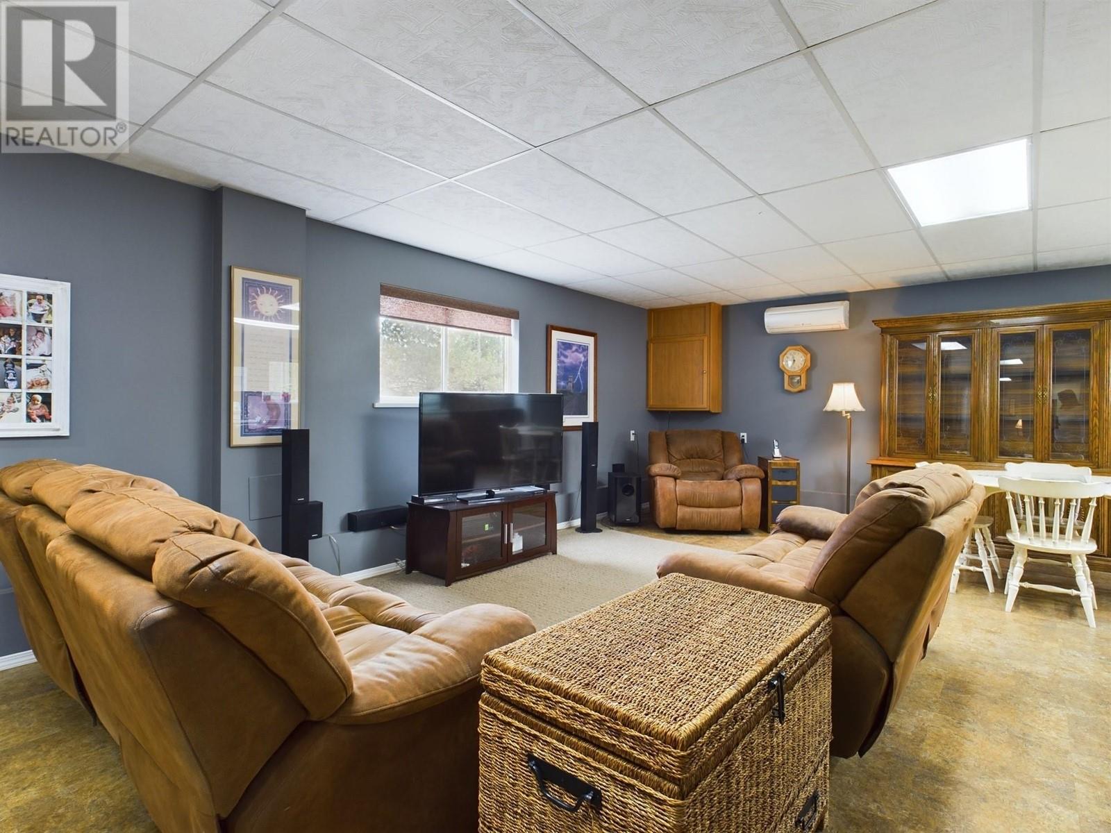 238 Park Rill Road, Oliver