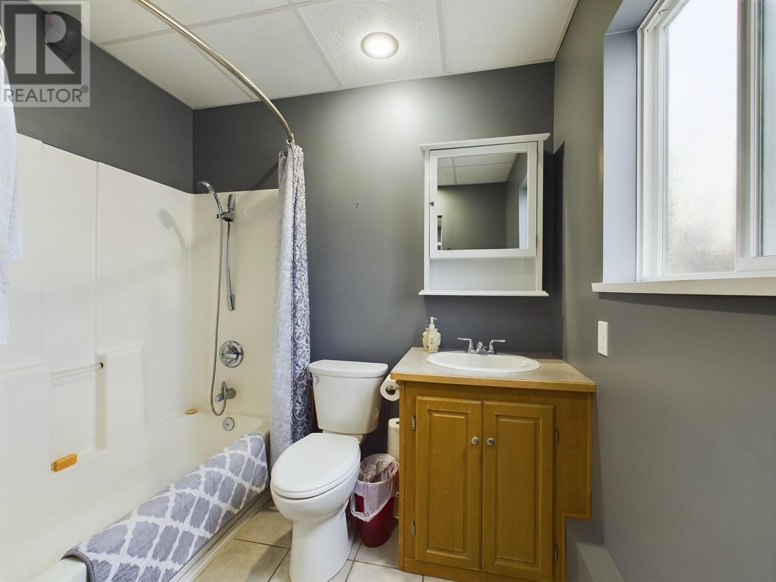 238 Park Rill Road, Oliver