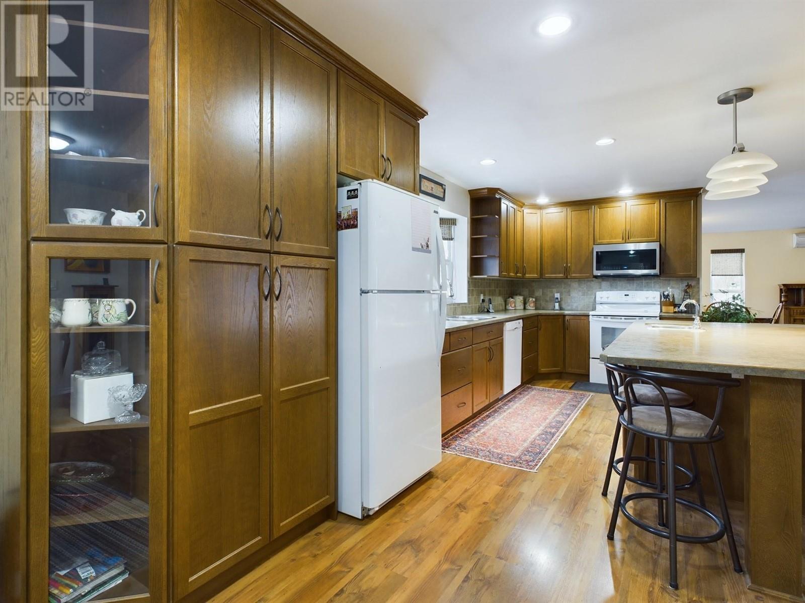 238 Park Rill Road, Oliver