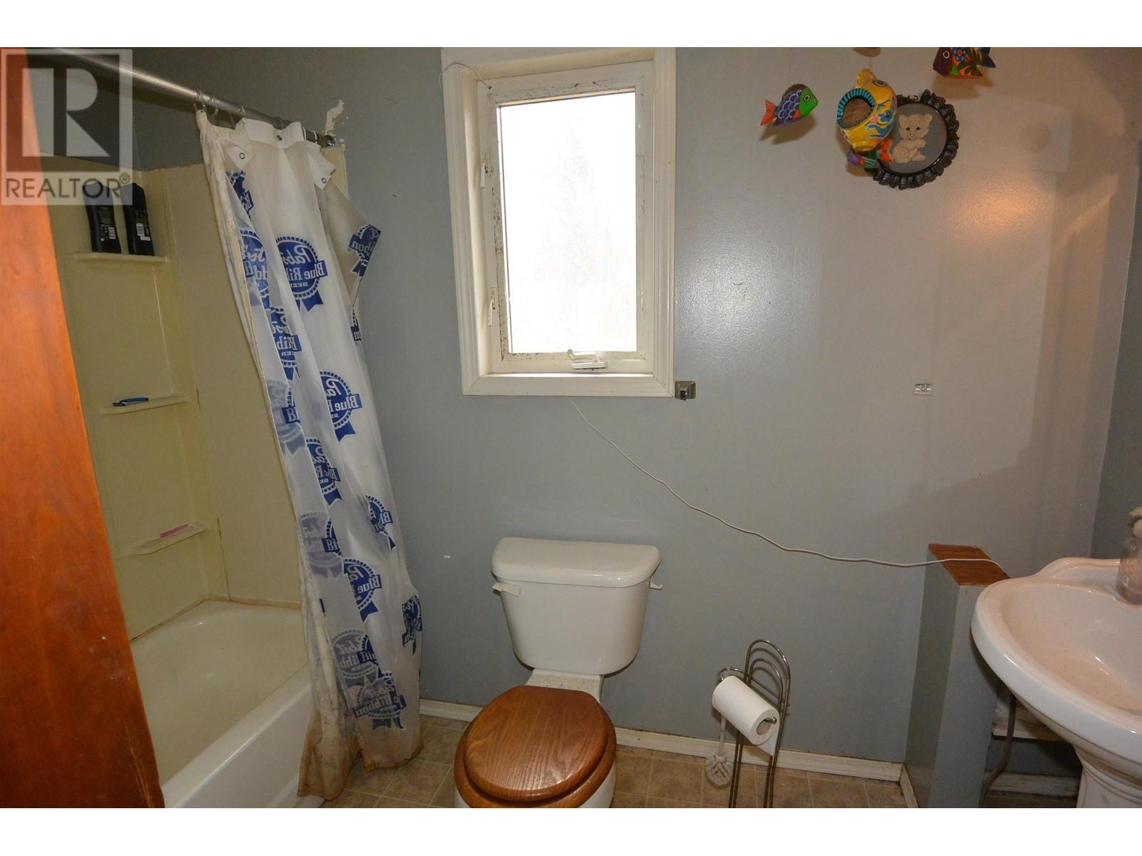 3305 ALFRED AVENUE, Smithers