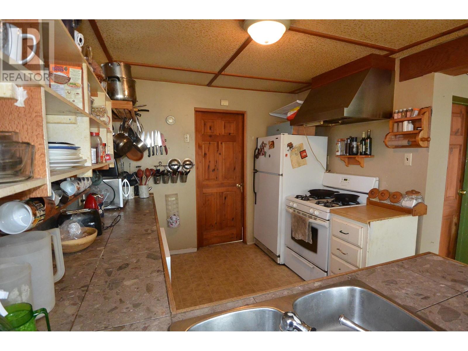 3305 ALFRED AVENUE, Smithers