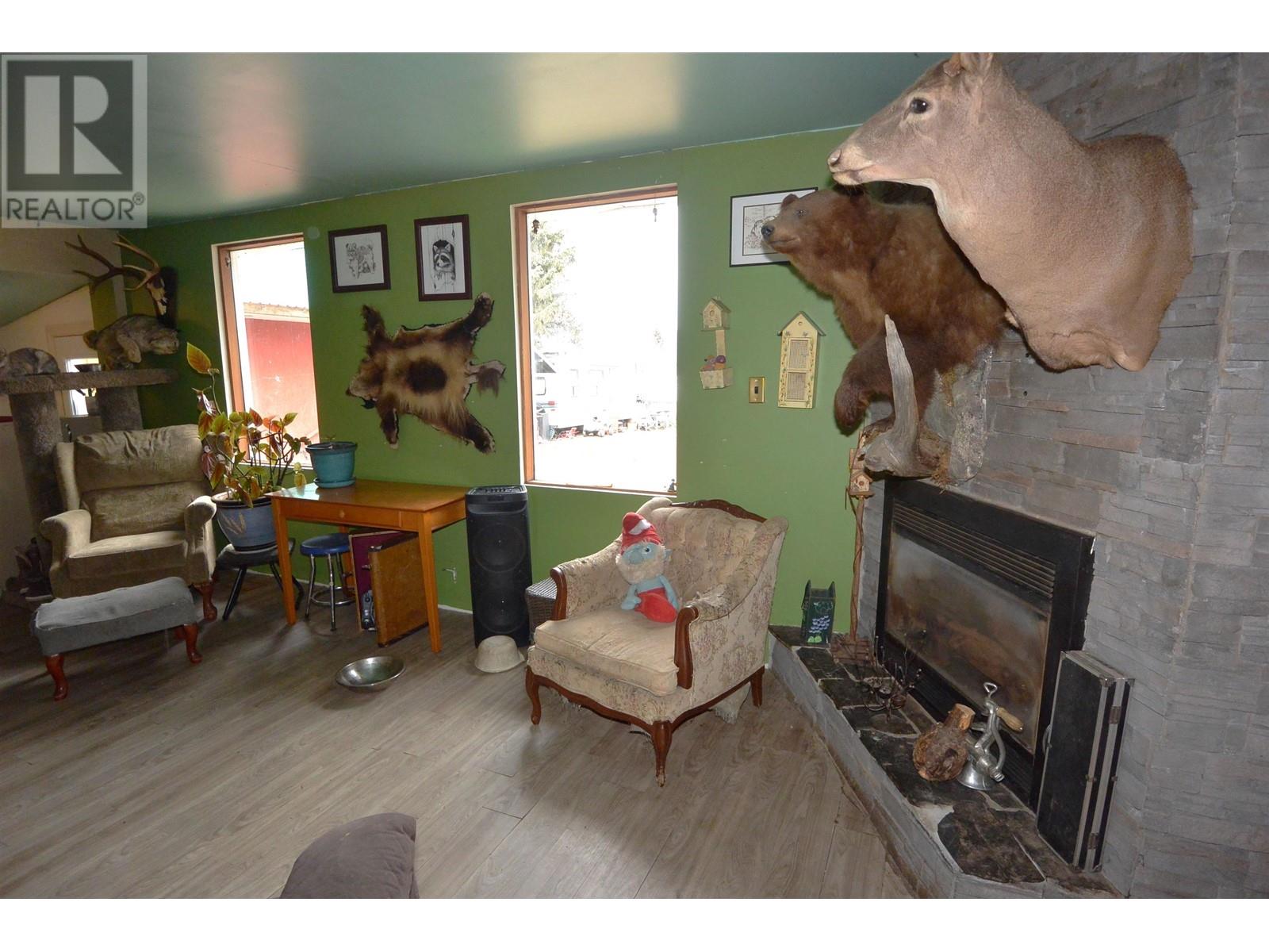 3305 ALFRED AVENUE, Smithers