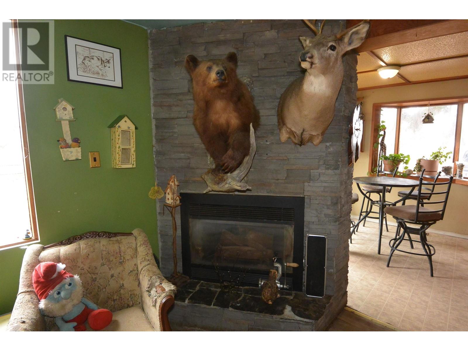 3305 ALFRED AVENUE, Smithers