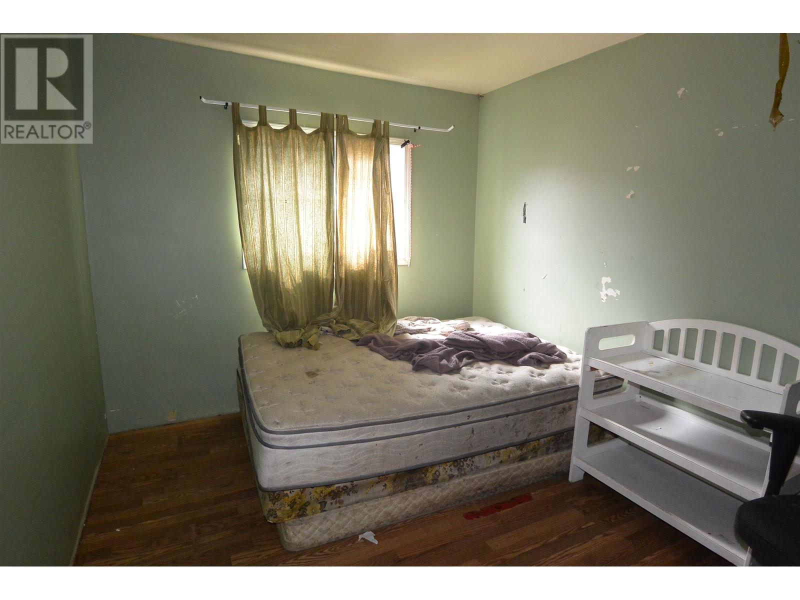 3305 ALFRED AVENUE, Smithers