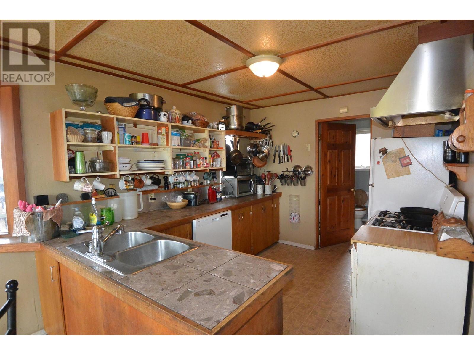 3305 ALFRED AVENUE, Smithers