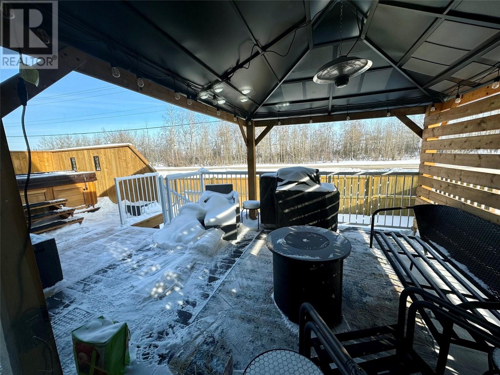 8216 17A Street, Dawson Creek
