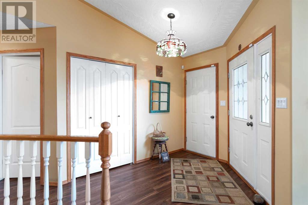 5528 55 Avenue, Lacombe