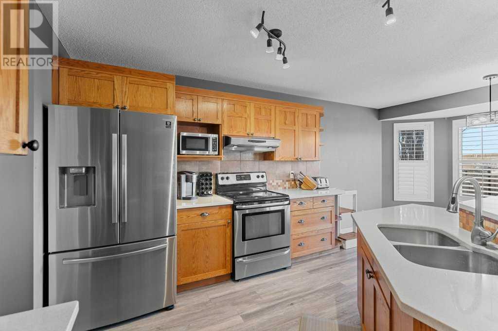 Single Family House for Sale in  Everglen Rise SW Evergreen Calgary 