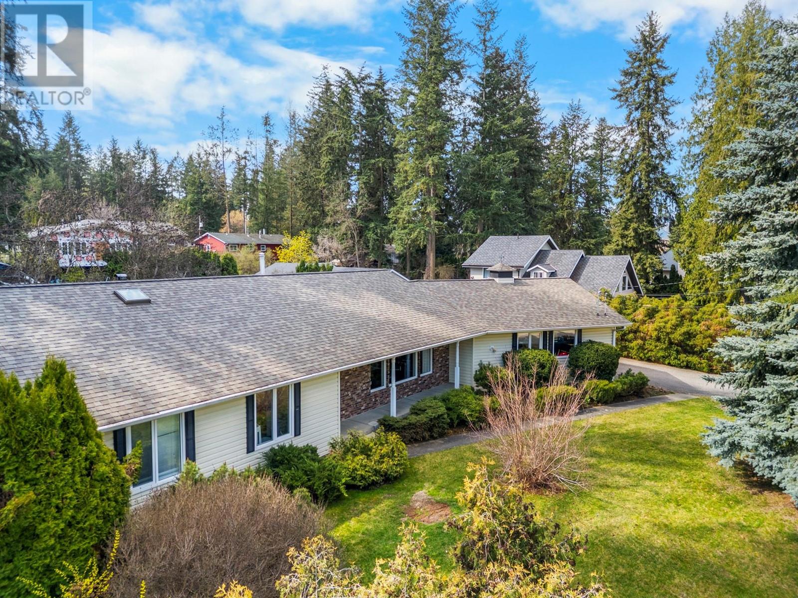  3445 Sidney Crescent, Spallumcheen