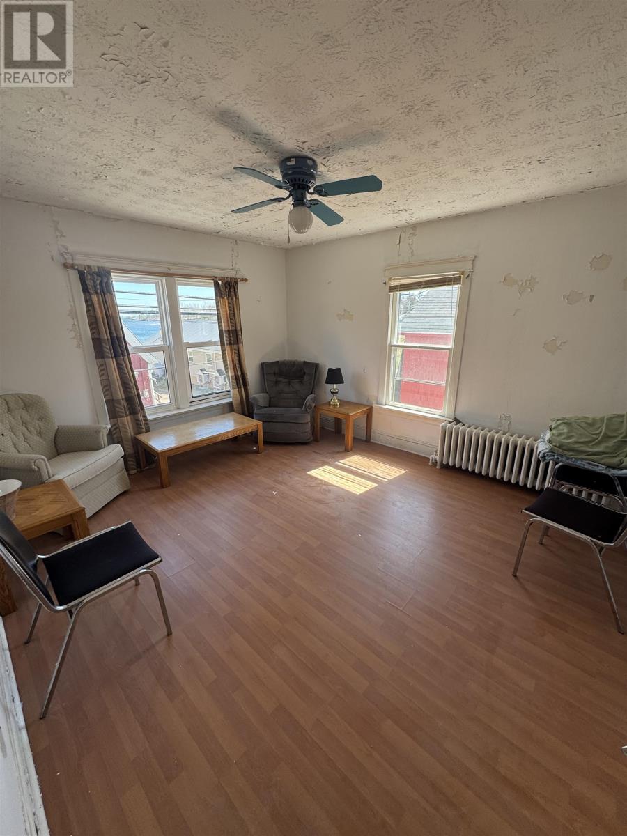 9386 Main Street — photo 9