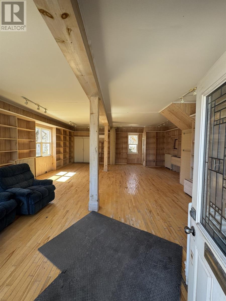 9386 MAIN STREET - 3
