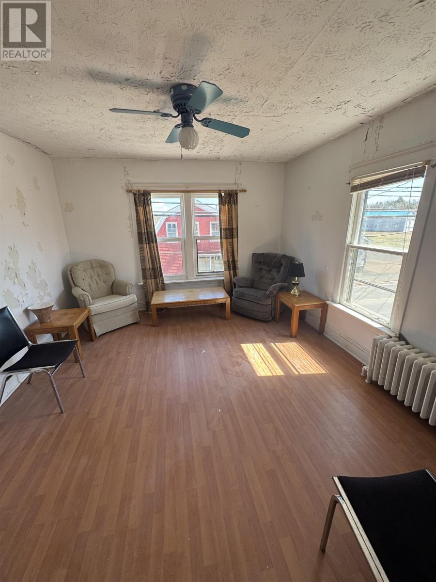 9386 Main Street — photo 8