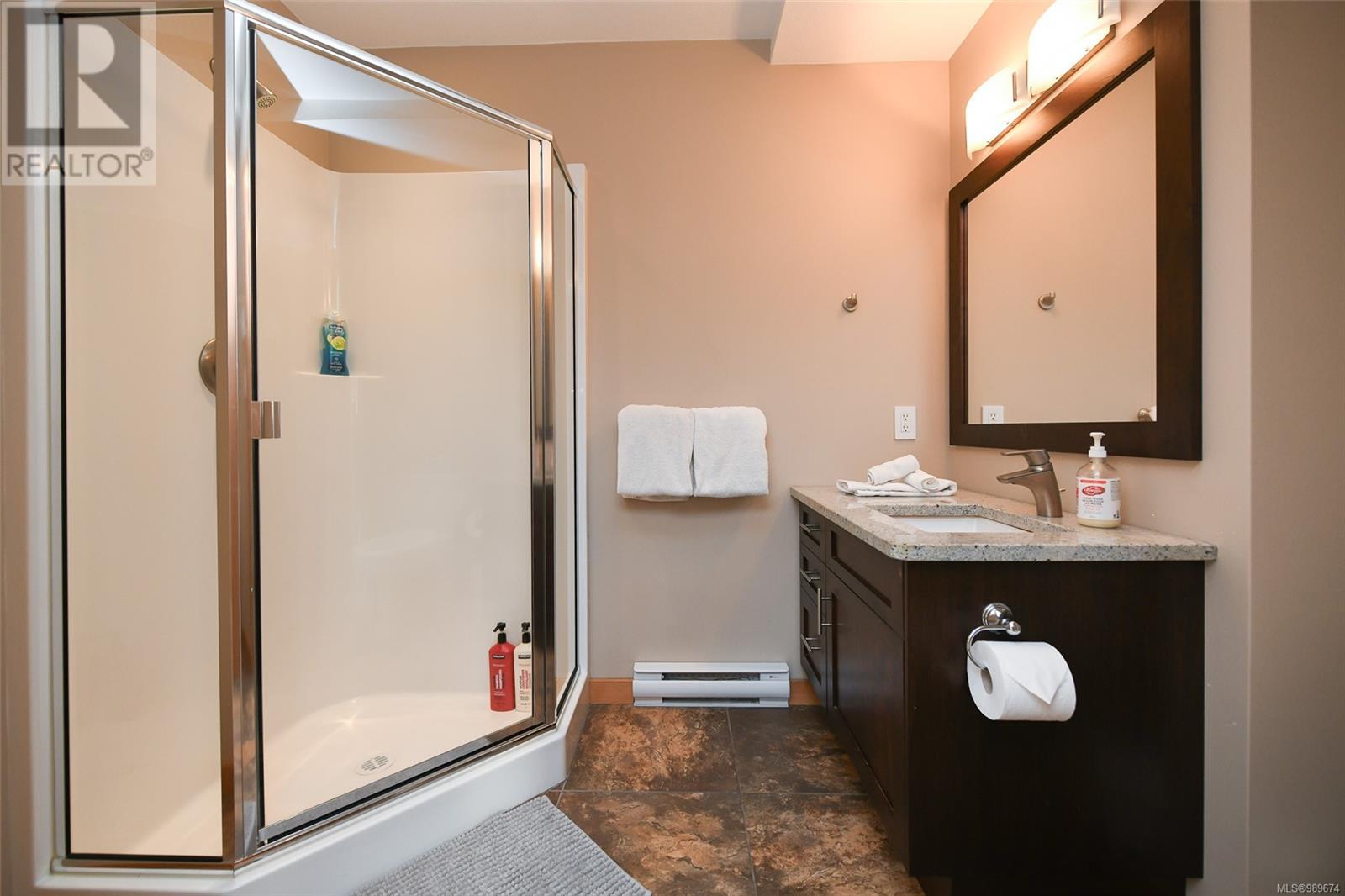 570 Arrowsmith Ridge, Courtenay real estate listing 989674