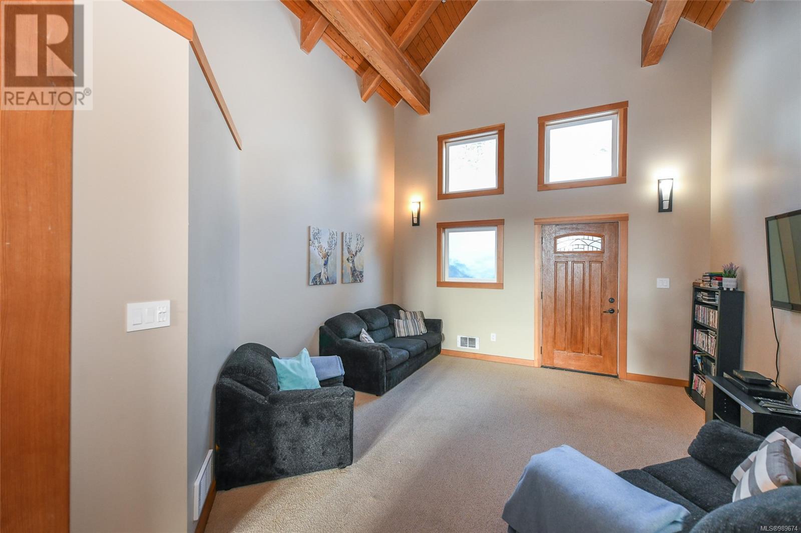 570 Arrowsmith Ridge, Courtenay real estate listing 989674
