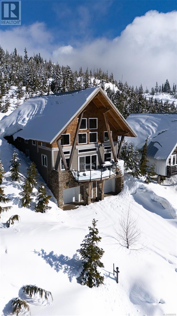 570 Arrowsmith Ridge, Courtenay real estate listing 989674