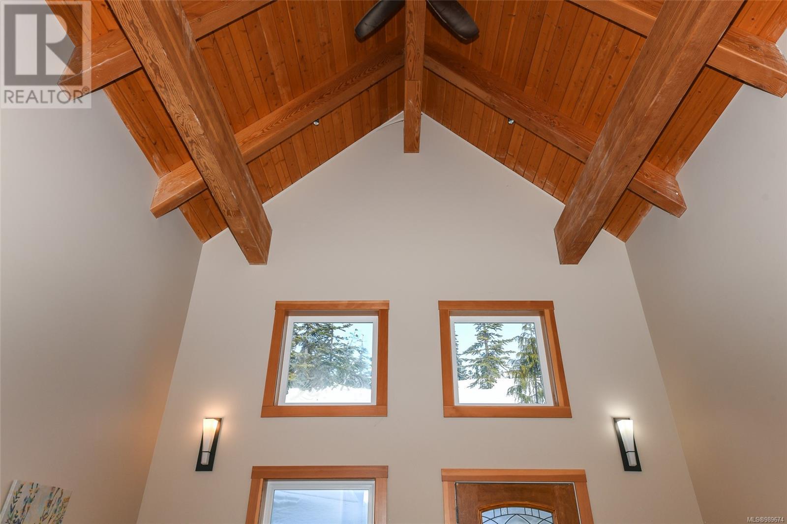 570 Arrowsmith Ridge, Courtenay real estate listing 989674
