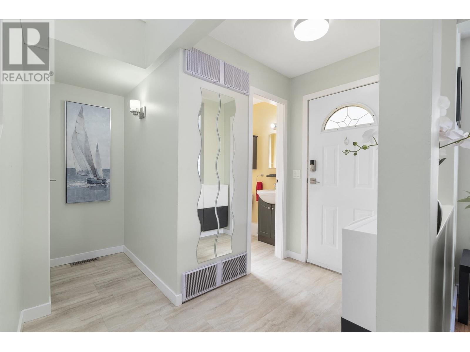 15 18951 FORD ROAD, Pitt Meadows