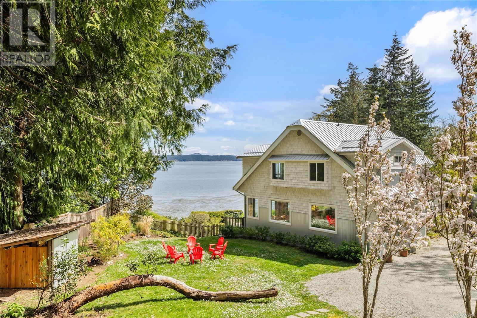 140 Cottonwood Road, Salt Spring