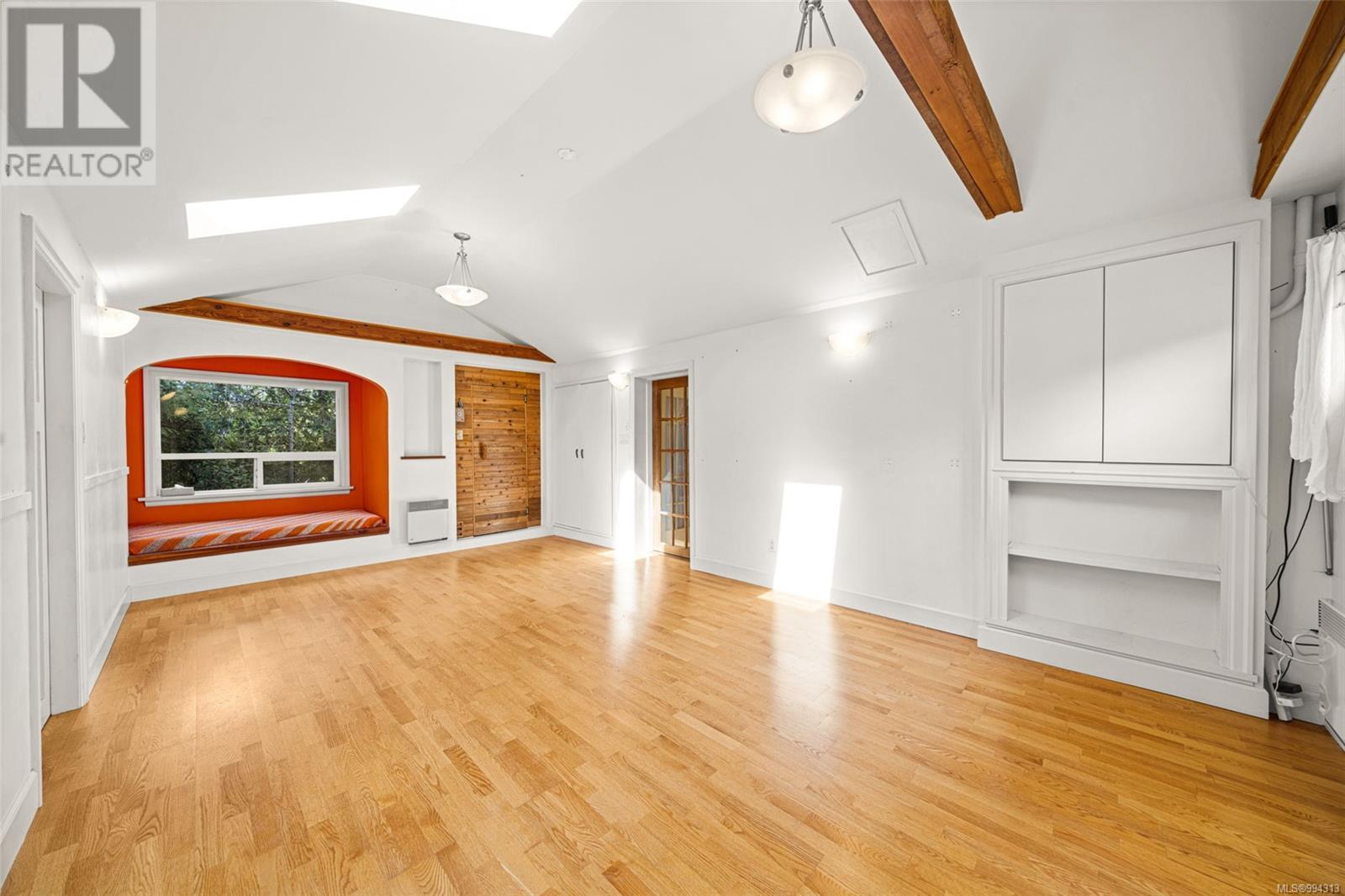  3110 Admirals Road, Saanich