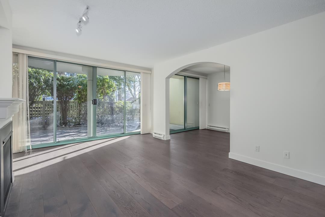 Photo 15 of 102 1785 Martin Drive, Surrey BC