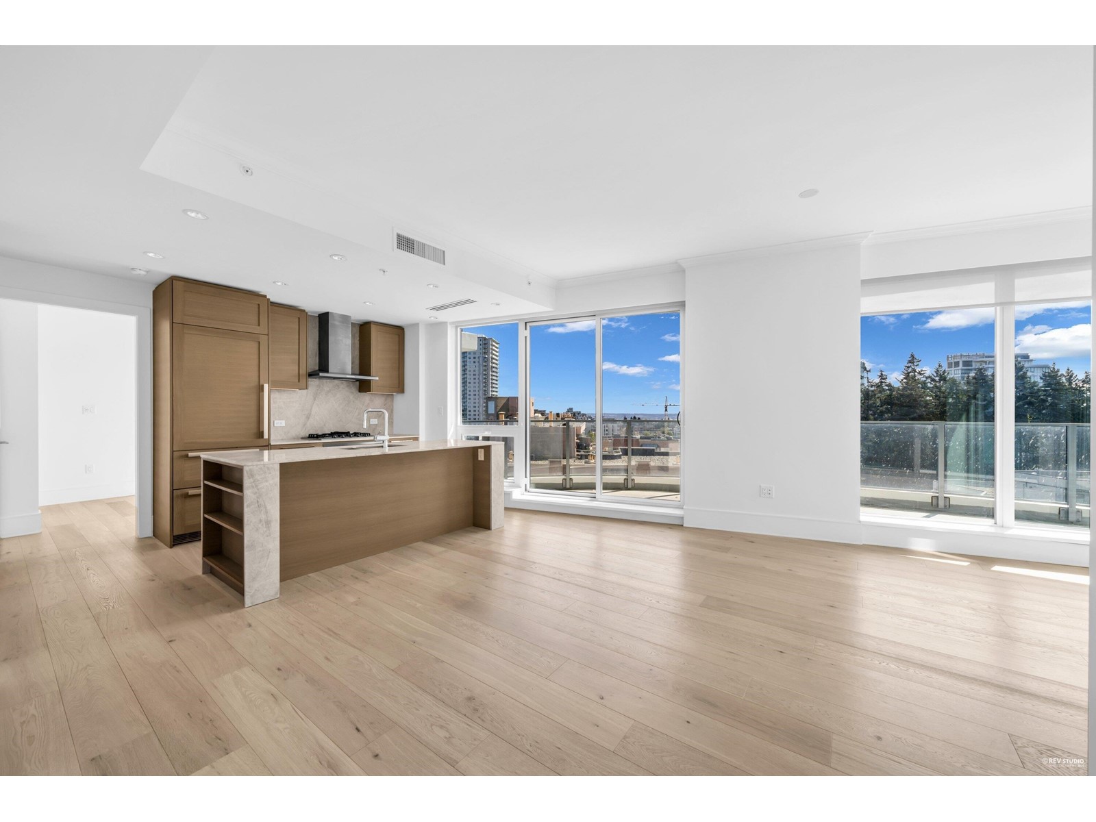 903 1501 FOSTER STREET, White Rock