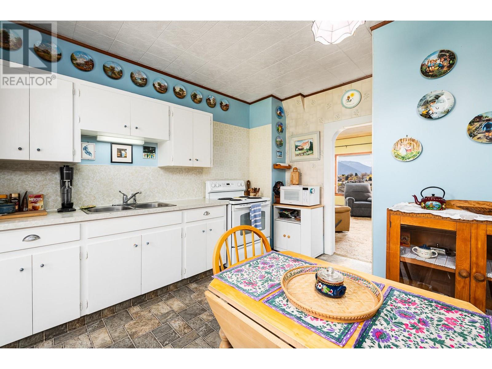 1843 McLaren Street, Creston