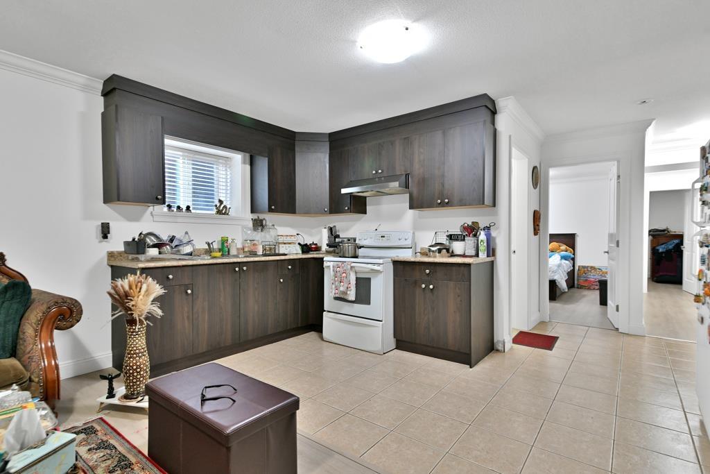 Photo 37 of 7033 129 A Street, Surrey BC