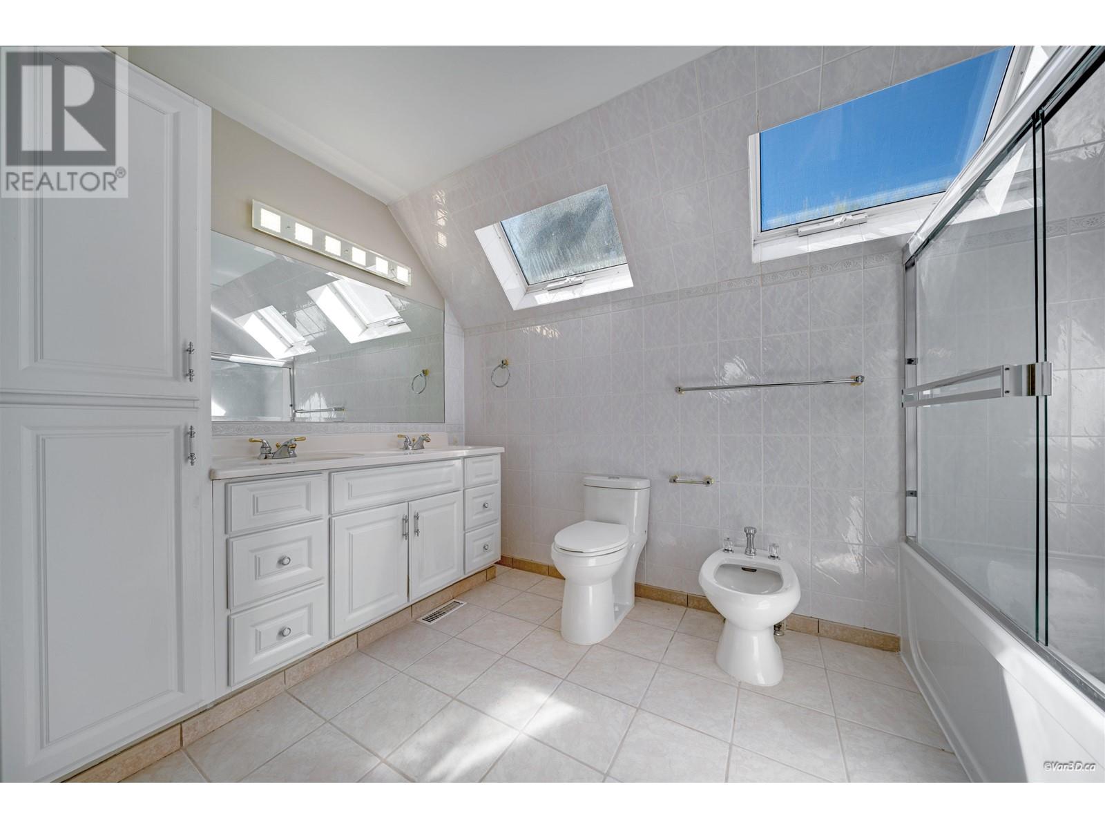 755 WESTCOT ROAD, West Vancouver