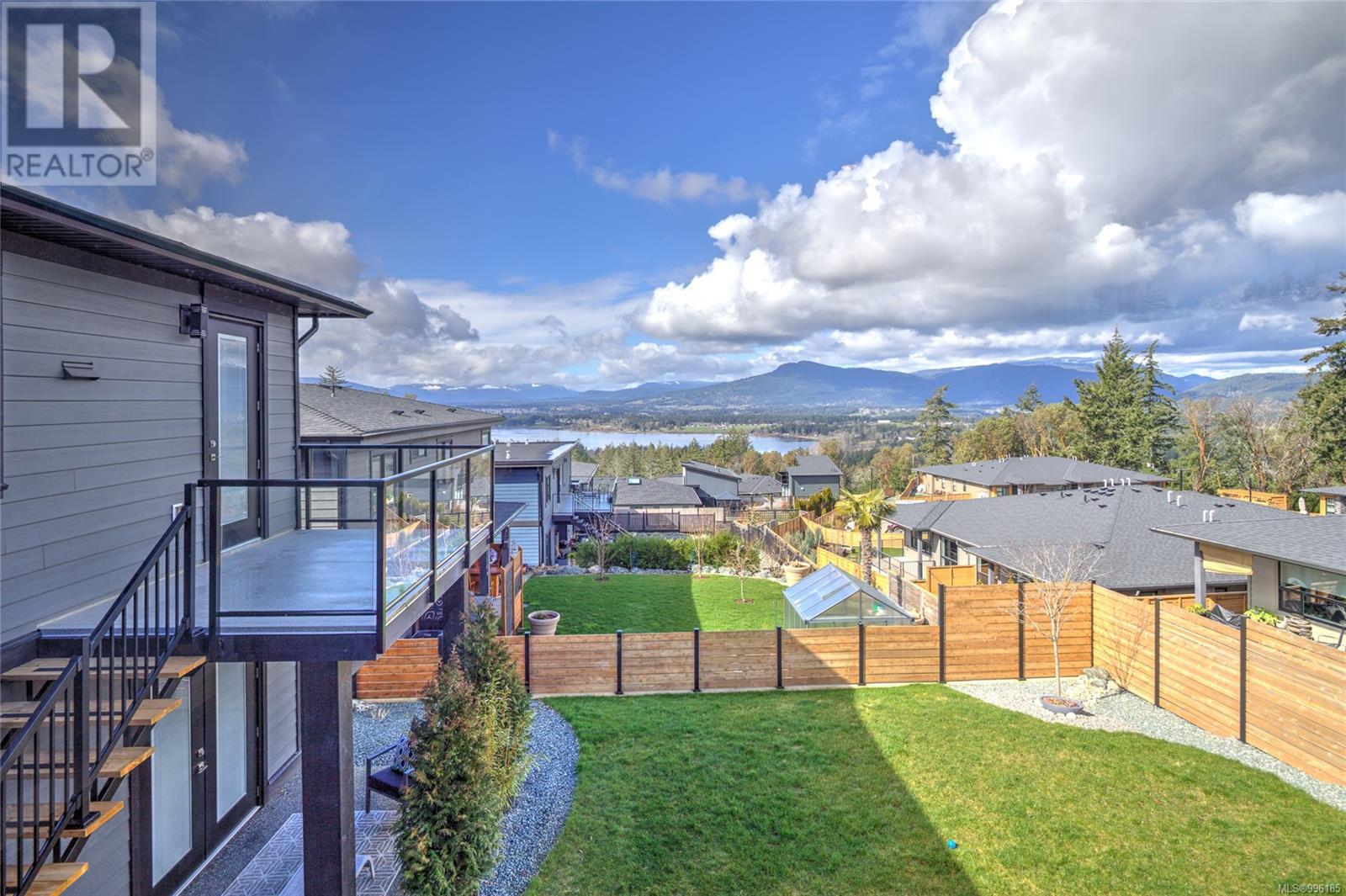 1218 Viewtop Rd, Duncan