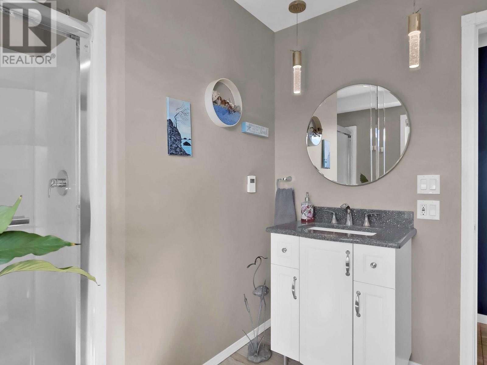  1922 Paly Road, Kelowna
