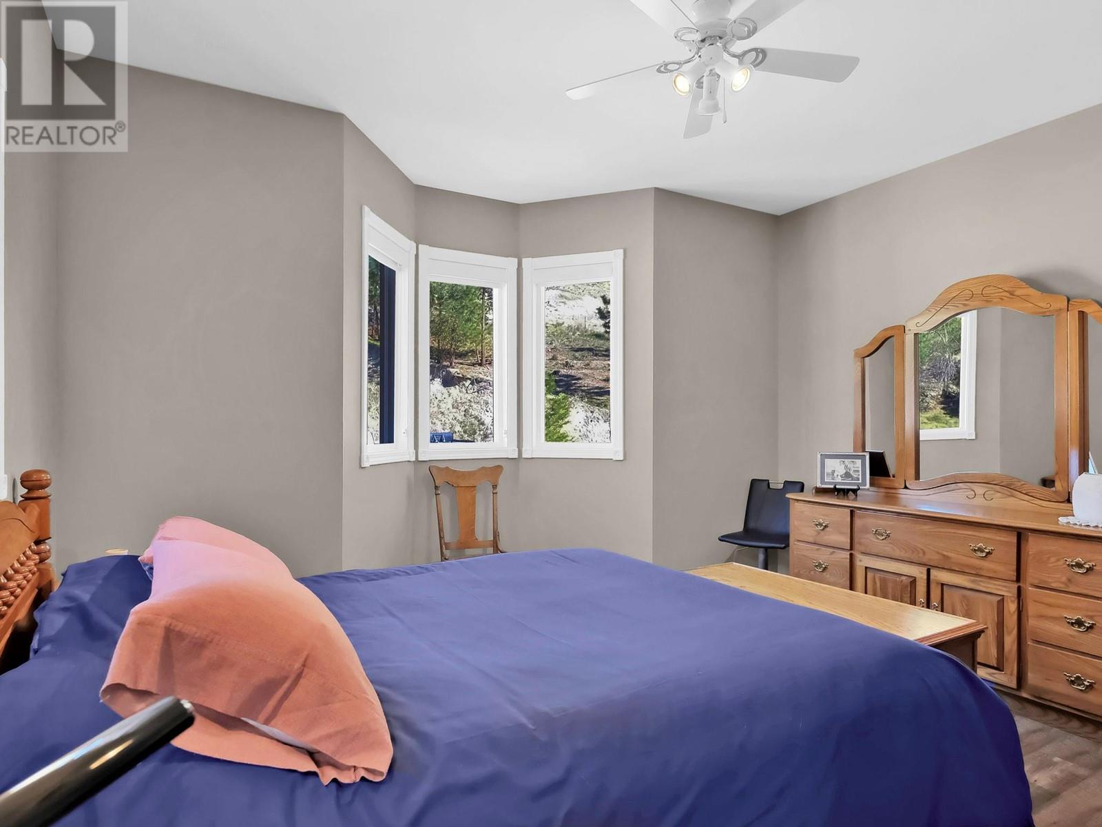  1922 Paly Road, Kelowna