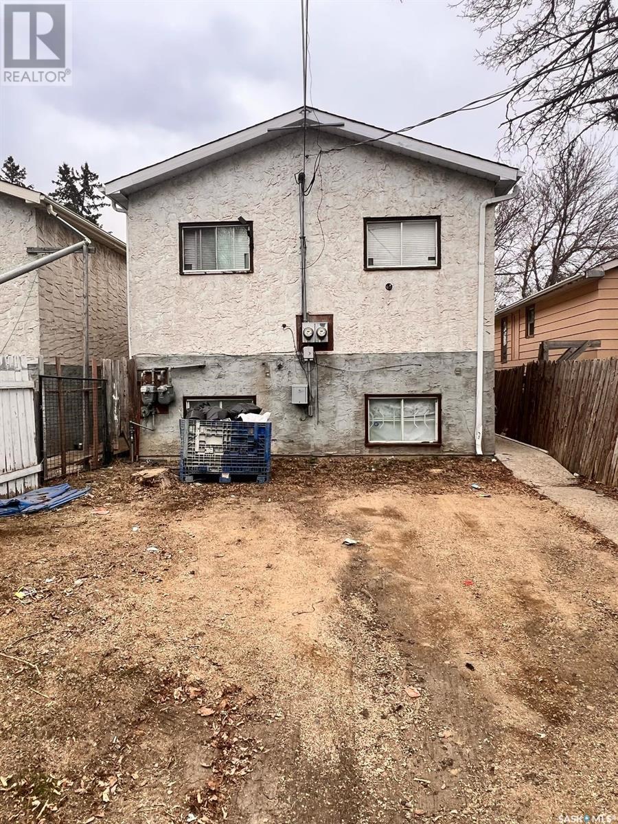 Photo 12 of 434 Halifax Street, Regina SK