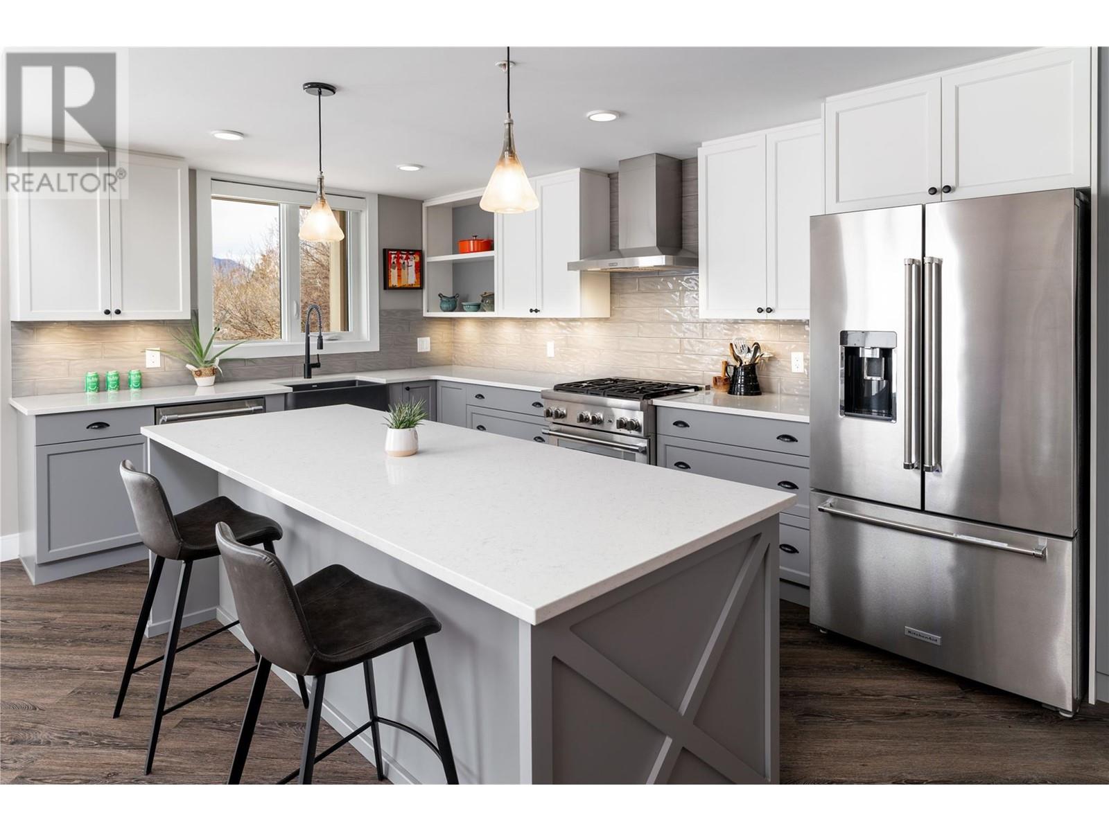 Photo 2 of 529 Truswell Road Unit 501, Kelowna BC