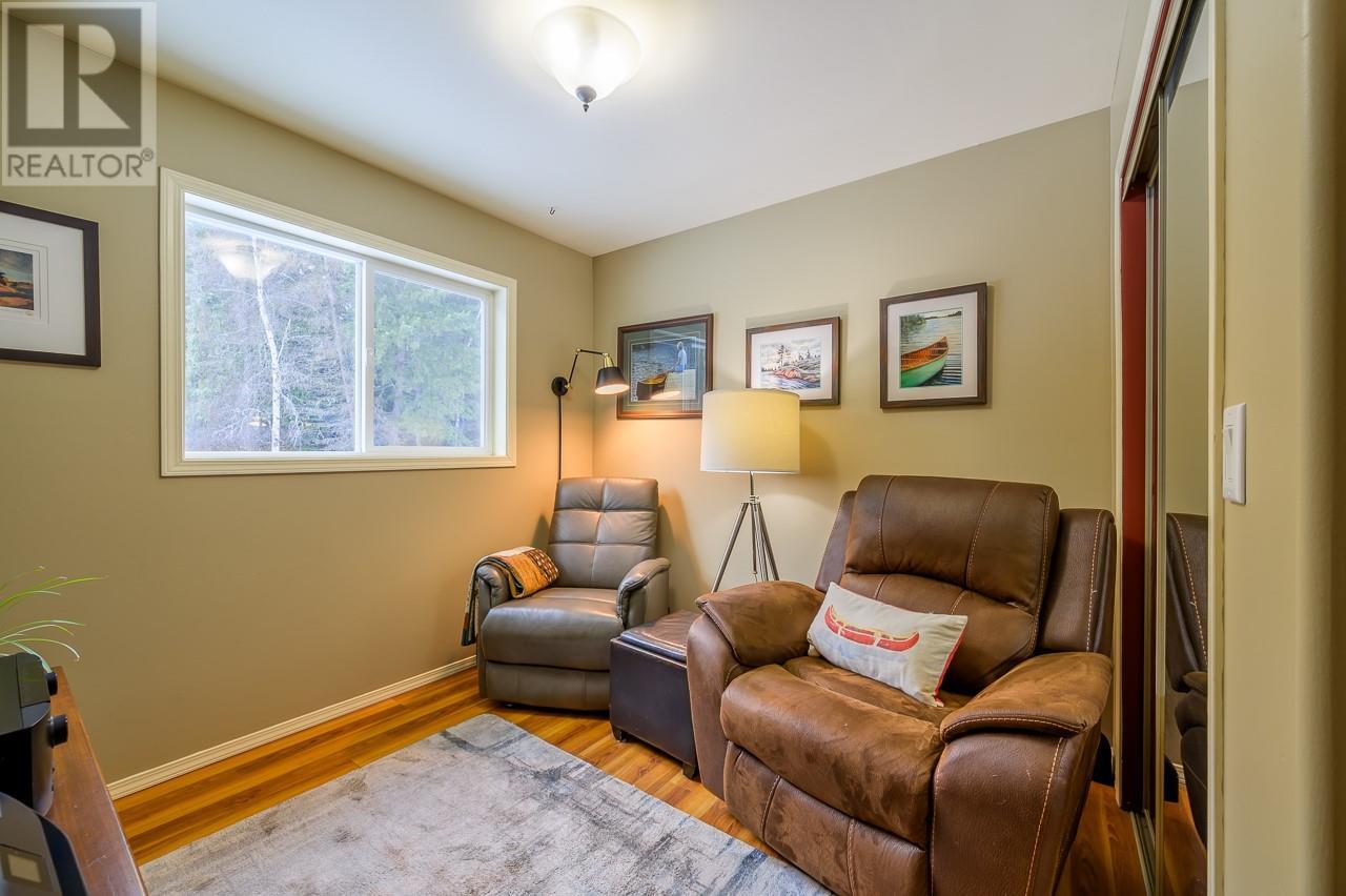 3240 BARRIERE SOUTH Road, Barriere